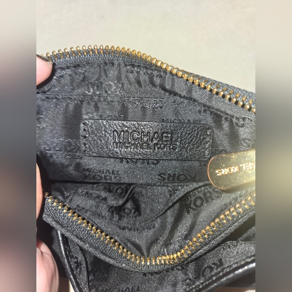 Michael Kors Cosmetic Bag/ Pouch - Picture 14 of 16